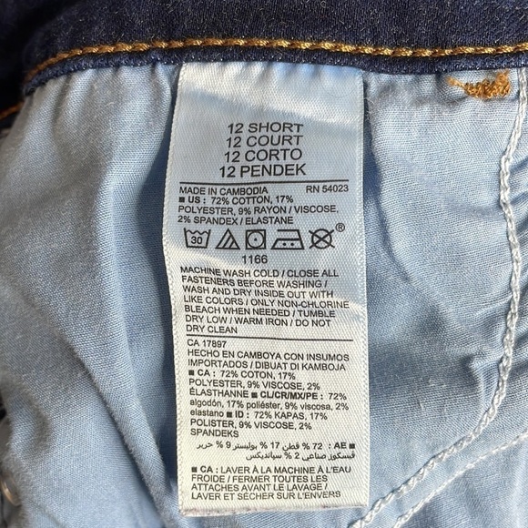 Old Navy mid rise rockstar super skinny. Dark wash. Size 12 short. EUC. 0 flaws - Picture 11 of 11